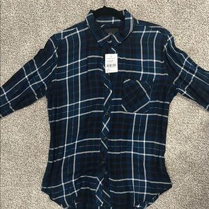Rails: Blue and White Plaid Button-Up Shirt size small
